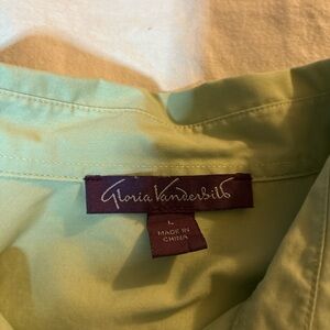 Gloria Vanderbilt Mint Green Blouse